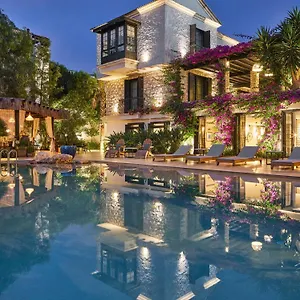 https://alacati-port-ladera-hotel-alacati.aegeanhotels.net